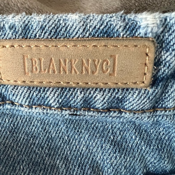 BlankNYC The Baxter Ribcage Straight leg distressed jeans - Picture 9 of 14